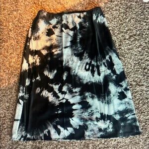 Black and White Tie Dye Midi Skirt